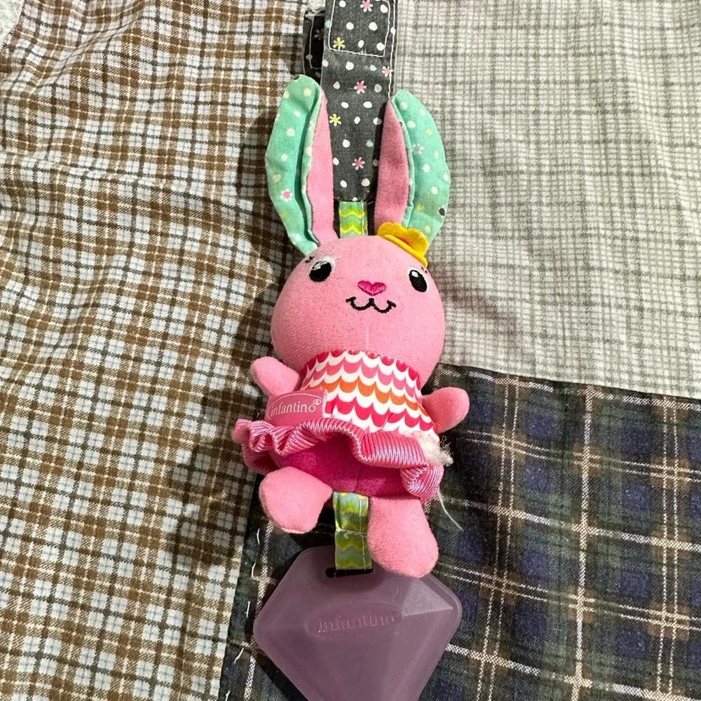 Infantino Bunny Jingling Rattle